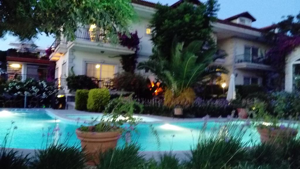 多里纳酒店 Çeşme 外观 照片